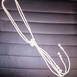 Elegant White Pearl Necklace